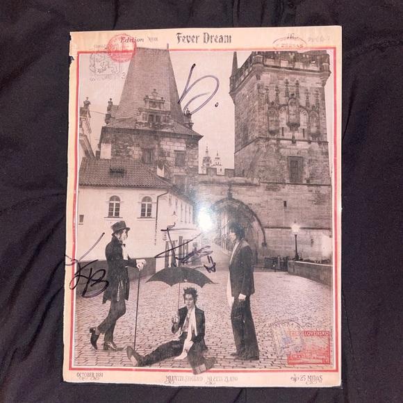 SIGNED Palaye Royale Fever Dream Magazine - Picture 1 of 3
